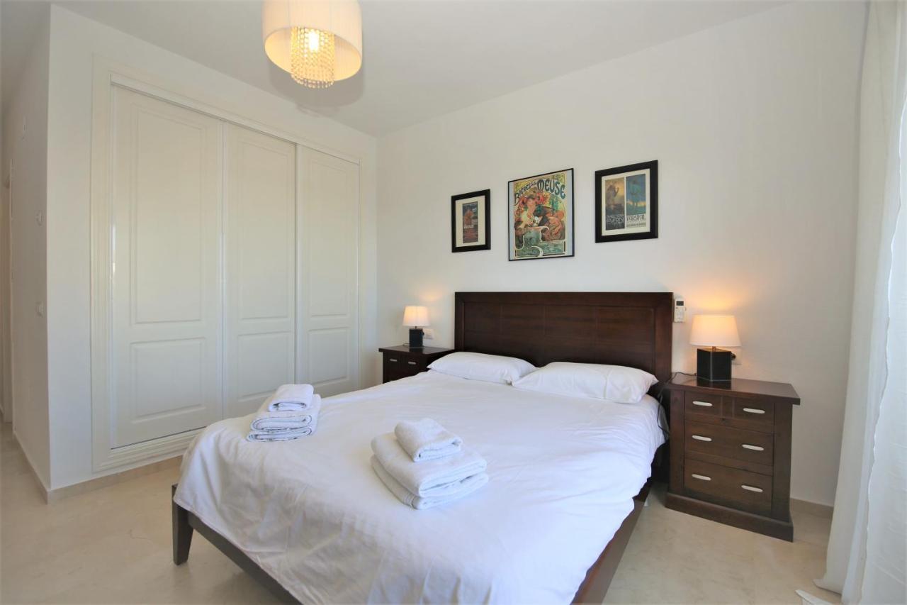 Apartment Pedro Estepona Exterior photo